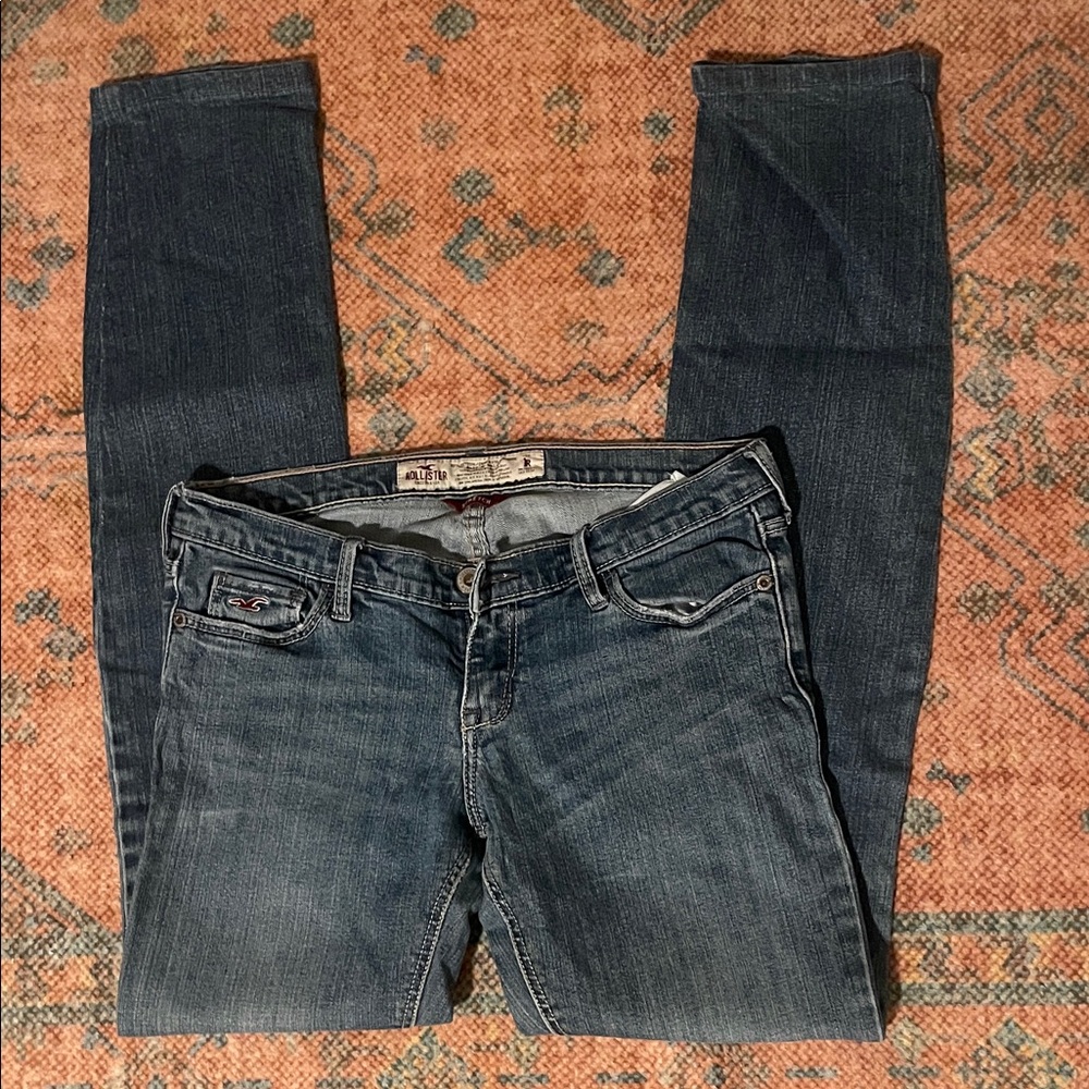 Hollister Low Rise Skinny Jeans | Size 1 R 25 | Medium Wash